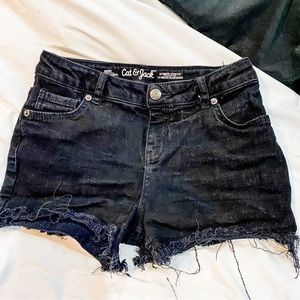 Girls black shorts L (10/12)